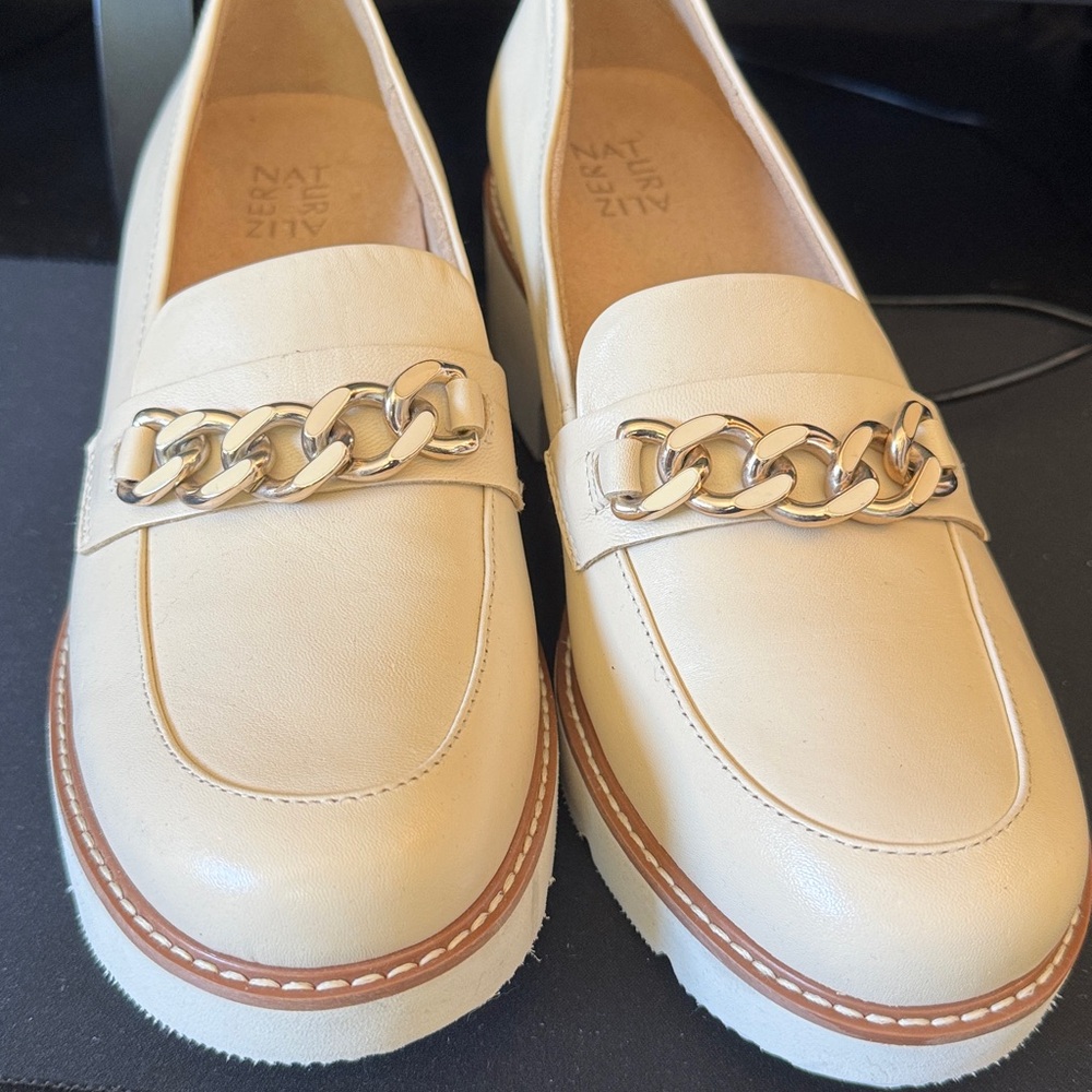 Naturalizer Women's Desi Slip On Loafer Cream - Picture 2 of 8
